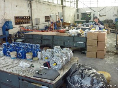 商丘華中變速提供NMRV025精密設備專用蝸輪蝸桿減速機_減速機變速機_世界工廠網(wǎng)